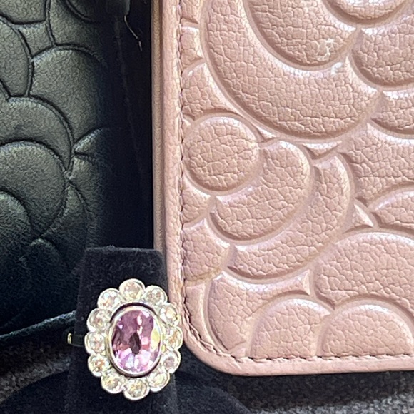 Antique Pinkish-Purple Natural Sapphire Ring with European cut diamonds - Picture 4 of 8